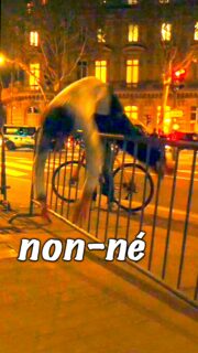 EXTRAIT DE MON LIVE DU 27 MARS 2026
VIDÉO INTÉGRALE : VOIR LIEN EN BIO...
TEXTE, PERFORMANCE
© HORS HUMAIN - 82 ANS, NON-NÉ…
L’INACHEVÉ - EXTRATERRIEN INDÉFINI
PRÉCURSEUR DES YAMAKASI / PARKOUR.
DÉCOUVREUR, CHERCHEUR, ENSEIGNANT
DE L’ÉLECTRICITÉ DES FOUDRES AUX CORPS À CORPS
LE SEUL MIRACLE SCIENTIFIQUEMENT PROUVÉ
MÉDIUM, MAGNÉTISEUR
ÉCRIVAIN, JOURNALISTE INDÉPENDANT
SYMPHONIC M.M.A. COSMIC
COMPOSITEUR, CHORÉGRAPHE DE LA MATIÈRE
NUCLÉAIRE ALCHIMIC ATOMIC DANCE
SPACE ARMS
Publié pour lecture gracieuse le 10 AVRIL 2026
sur Instagram. Code de la propriété intellectuelle Art L335-2
#sensualité  #shoot  #assembleéationale  #nouvellevague  #parisfrance